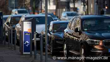 Elektromobilität: Warum der Ausbau der Ladesäulen so lange dauert