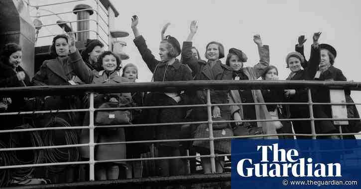 Czechs urged to repeal law denying rights to Kindertransport descendants