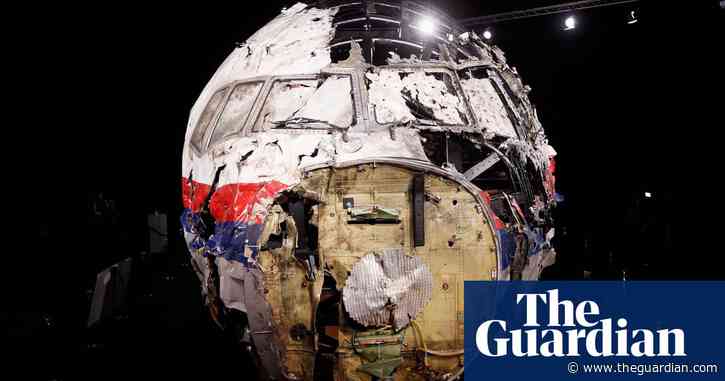 MH17: ‘strong indications’ Putin signed off on supplying missile that hit plane