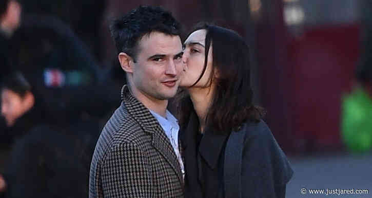Tom Sturridge Gets a Kiss on the Cheek from Girlfriend Alexa Chung During NYC Outing