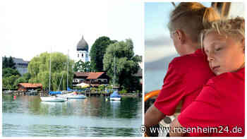 Mit 60 PS über den Chiemsee zur Schule – Insel-Familien und ihr nicht alltägliches Leben