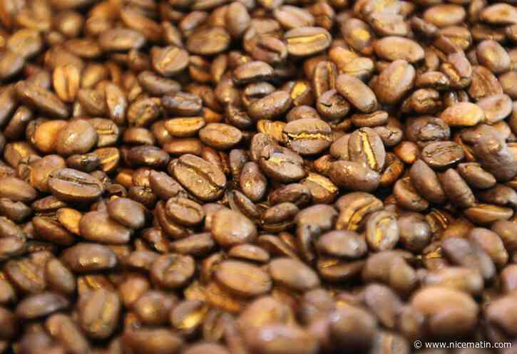 Attention, ce café soi-disant "brûle-graisse", "anti-âge" ou encore "anticholestérol" serait en réalité dangereux pour la santé