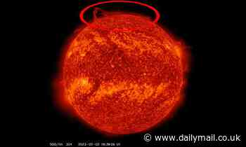 Unbelievable moment a piece of the sun BREAKS OFF baffles scientists