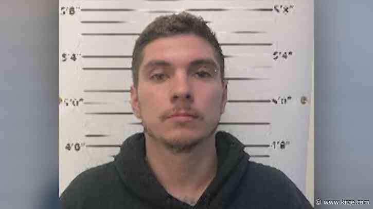 Albuquerque man wanted, accused of cutting off ankle monitor