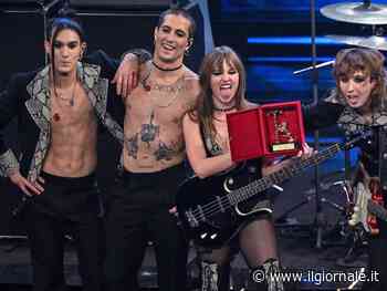 Rock, pochi vestiti, tanti applausi: i Maneskin si riprendono l'Ariston