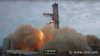 SpaceX attempts first 'static fire' test of gargantuan Super Heavy rocket booster