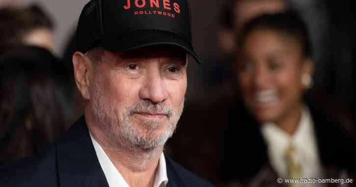 Roland Emmerich baut Besetzung für Gladiatoren-Serie aus