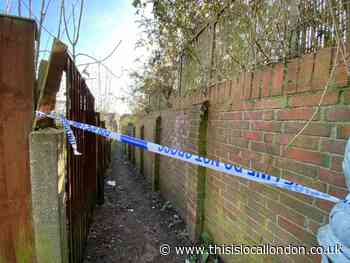 Pembroke Road Erith shooting: Ambulance statement