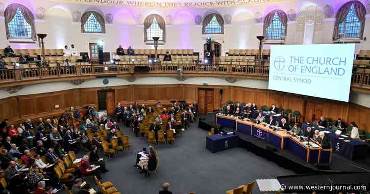 Top Christian Denomination to Explore Worshiping God as 'Gender-Neutral'