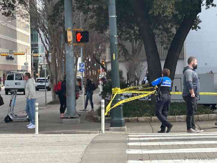 APD: No threat from reported 'suspicious package' downtown, Congress Bridge reopened