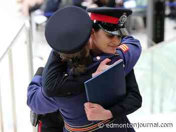 Edmonton police celebrate diversity with 27 new constables, two canine teams
