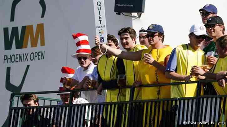 Defending champion Scottie Scheffler leads WM Phoenix Open