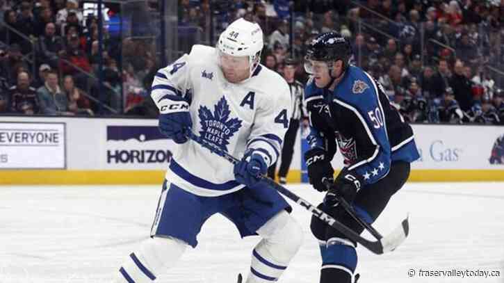 Tavares scores 2, Maple Leafs beat Blue Jackets 3-0