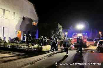Feuerwehr hat Schwelbrand in Wohnhaus in Lüchtringen schnell im Griff