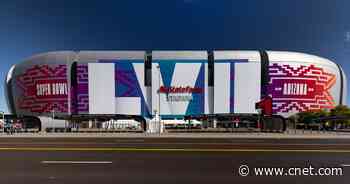 Setting the Stage for Super Bowl 2023: Behind the Scenes in Glendale, Arizona     - CNET