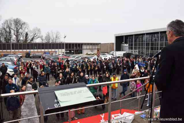 Academies vieren artistieke eerstesteenlegging van toekomstige nieuwbouw: “Na latrelatie van 100 jaar, eindelijk samen onder één dak”