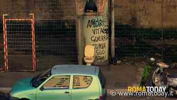 Lettori - Una tazza abbandonata