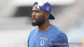 Colts star defends Jeff Saturday amid coaching criticism: He's 'a great coach,' doesn't deserve the 'hate'