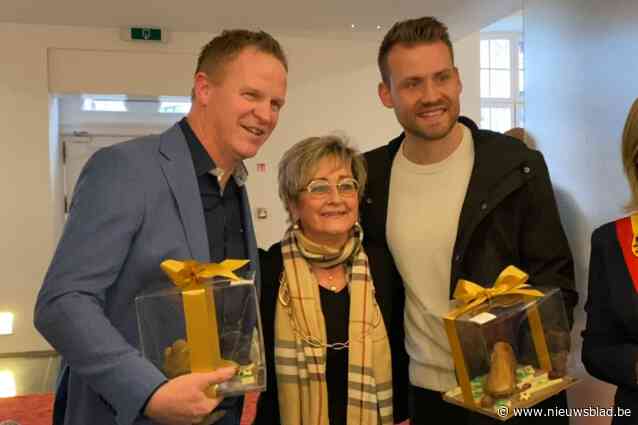 Mignolet en Vrancken als helden geëerd in Sint-Truiden: “Voel me nog altijd met hart en nieren een Truienaar”