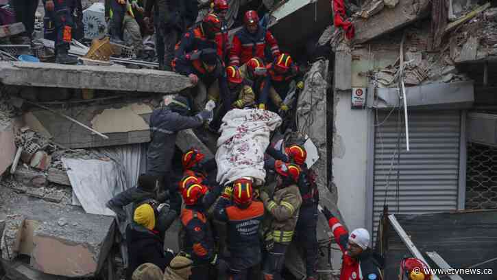 Family rescued after 133 hours as quake death toll tops 25,000