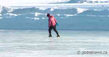 Edmonton man attempts to break own record for longest self-caught frisbee toss on skates