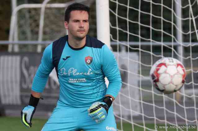 “Hij stopte een penalty en zakte nadien in elkaar”: spelersgroep onthutst na plotse overlijden van doelman Arne (25)