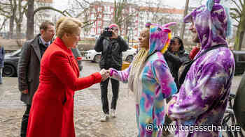 Liveblog: ++ Wahlkampf war für Giffey "sehr intensiv" ++