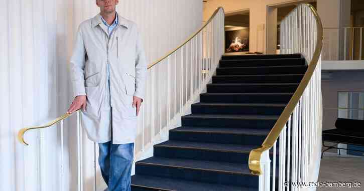 Eklat: Ballettchef beschmiert Kritikerin mit Hundekot