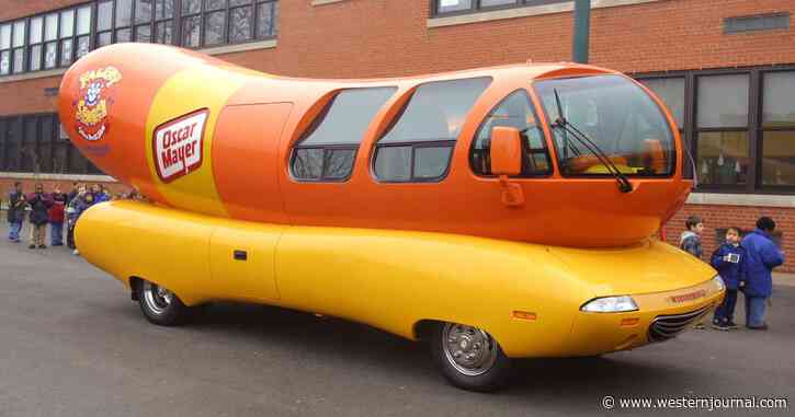 Thieves Hit Oscar Mayer Wienermobile During Stopover