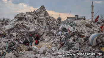 Nach Erdbeben: Opferzahl steigt auf mehr als 35.000