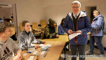 Liveblog: ++ Wahlleiter zieht positives Fazit ++