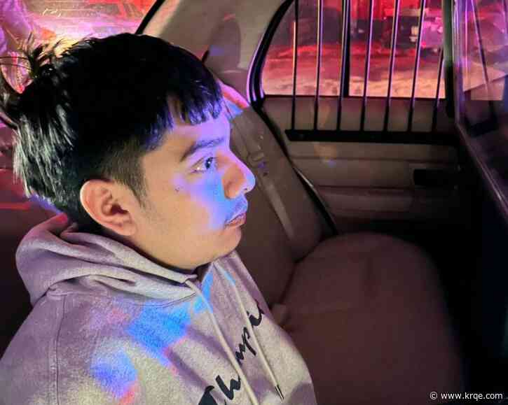 Man arrested for shooting at Roswell home with kid occupants inside