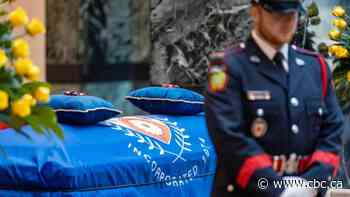 Public, politicians pay respects to former Mississauga, Ont., mayor Hazel McCallion as she lies in state