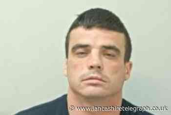 Attempted murder suspect has half his right ear missing