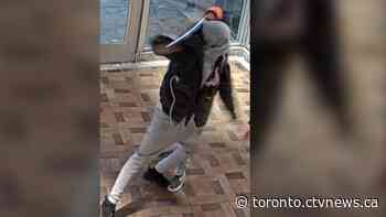 Toronto police searching for 3 suspects after woman slashed in the face at Spadina station