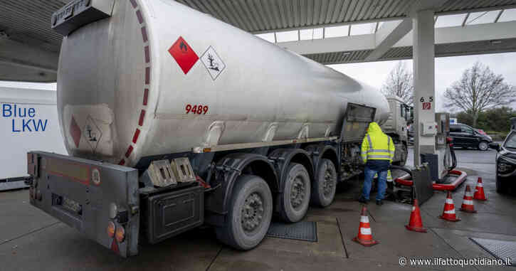 Sollievo per le famiglie, prezzo del gas ai minimi da oltre due anni. Giù anche benzina e, soprattutto, gasolio