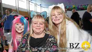 Kindermaskerade in Königslutter – Katzen und Bienen feiern