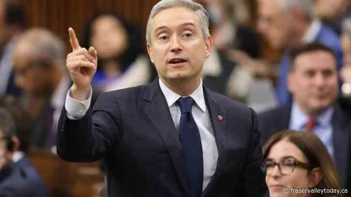 New federal telecom policy will require CRTC to enact rules to improve competition