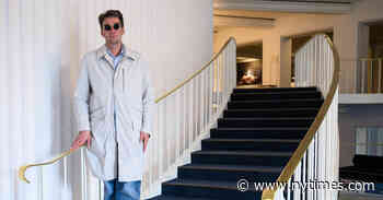 Choreographer Smears Dog Feces on Critic After Negative Review