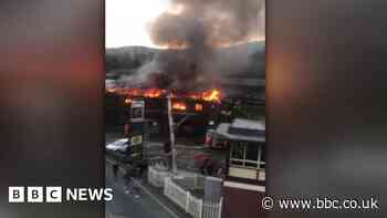 Rawtenstall fire: Customers flee large blaze at pub