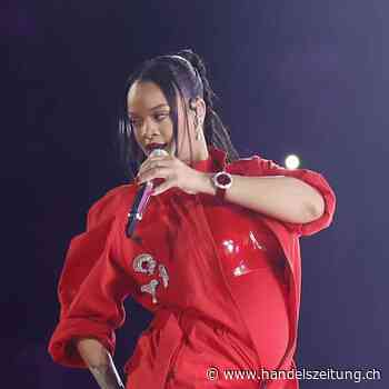 Rihanna brilliert mit Schweizer Uhr am Super Bowl