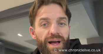 Geordie Shore's Aaron Chalmers goads Floyd Mayweather with scathing 'fight's off' dig ahead of London bout