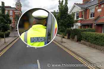 Search for suspects after teen stabbed in Wood Green