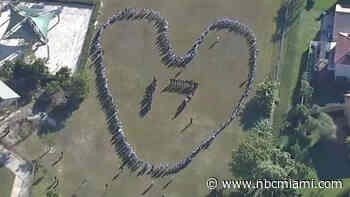 Parkland 5 Years Later: Students Pay Tribute to MSD Victims With Giant Human Heart