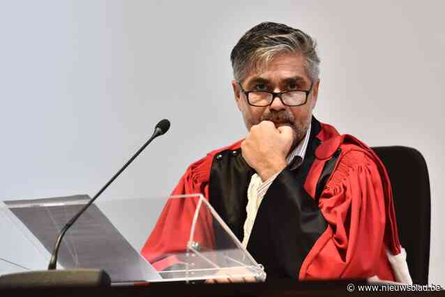 Advocaat-generaal vraagt jury om Stephaan Du Lion (58) voor viervoudige moord te veroordelen: “Het kon ieder van u zijn die al fietsend in de val werd gelokt”