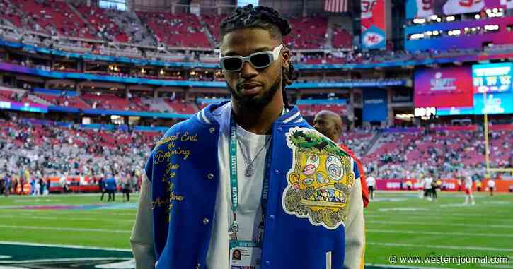 Ex-NFL Star Blasts Damar Hamlin After Seeing Bizarre Jacket He Wore: 'This Is Blasphemy!'
