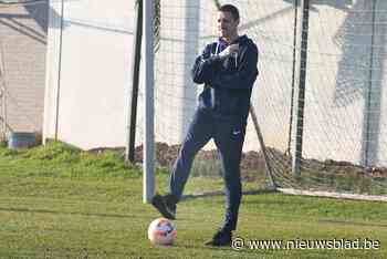 Timmy Simons begint bij FCV Dender aan Operatie Redding: “Elke dag onze stinkende best doen”