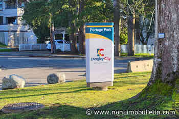 Man attacked with chainsaw reluctant to identify assailant to RCMP