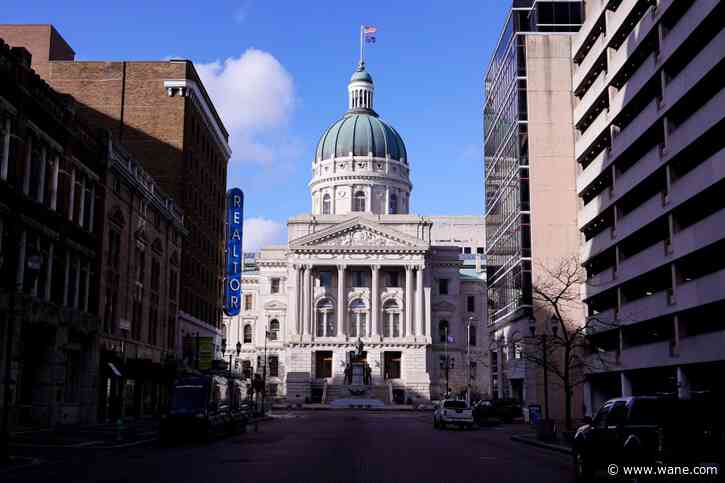 Indiana lawmakers advance bill to study potential end of state income tax