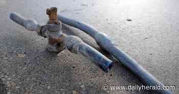 Elgin council approves funding for water filter pitchers for homes with lead service lines